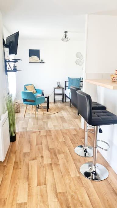 Le Petit Cocon Bleu Apartment Flers  Exterior photo